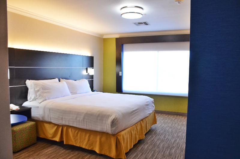 Holiday Inn Express & Suites Austin Nw - Lakeline By Ihg Zewnętrze zdjęcie